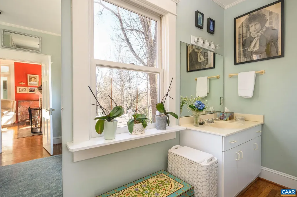 1004 Rugby Road Charlottesville VA 22903