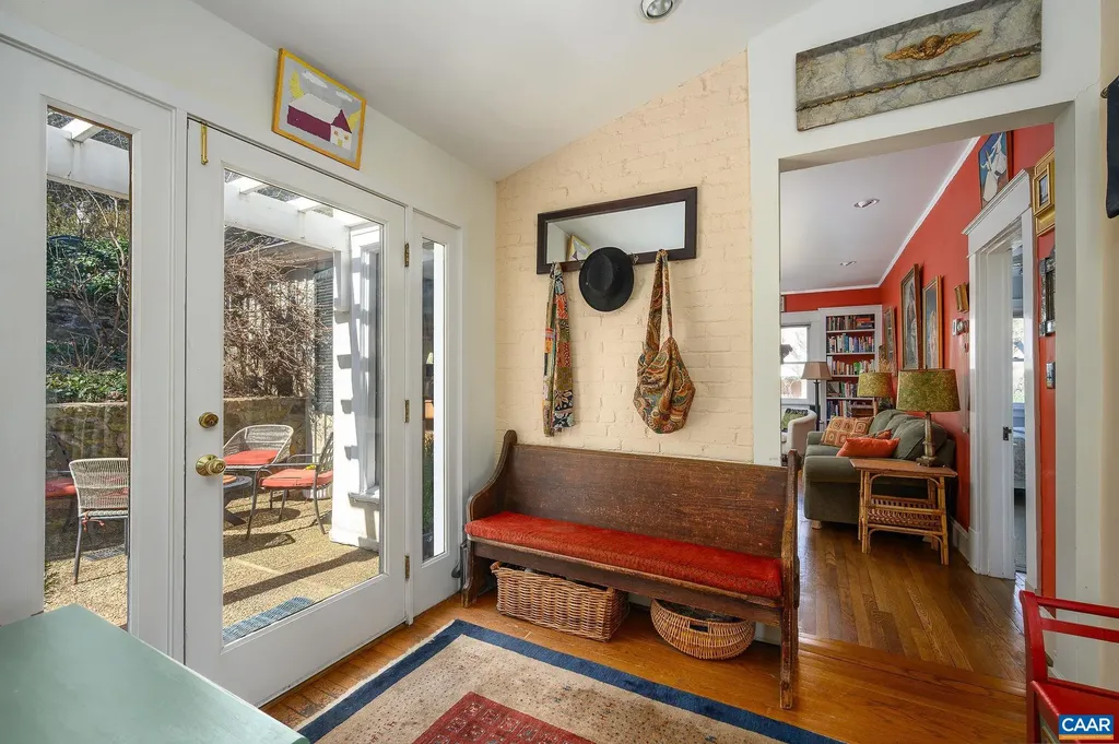 1004 Rugby Road Charlottesville VA 22903