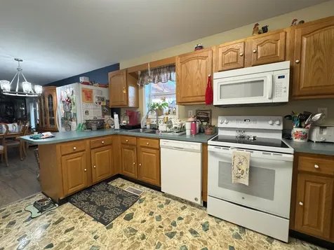 3355 Lyndhurst Road Stuarts Draft VA 24477
