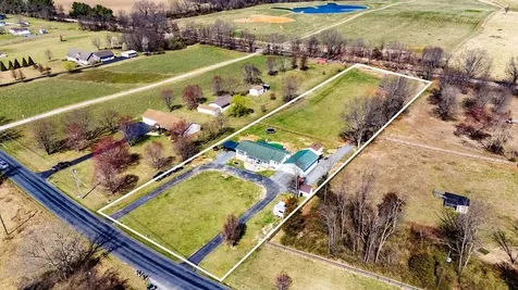 3355 Lyndhurst Road Stuarts Draft VA 24477