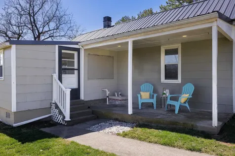 1985 Barrenridge Road Staunton VA 24401