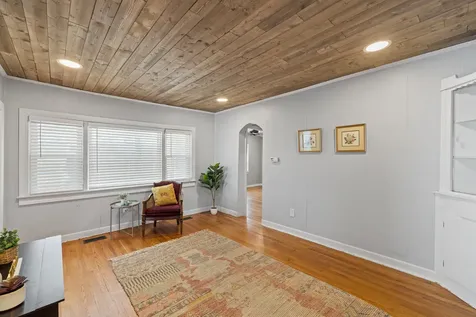 1985 Barrenridge Road Staunton VA 24401