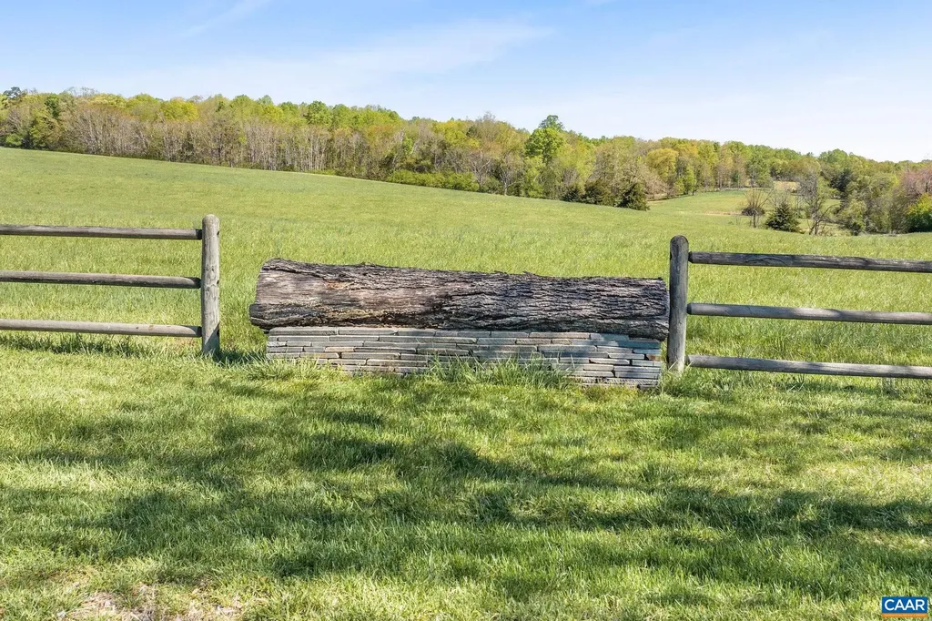 8199 Scottland Farm Drive Esmont VA 22937