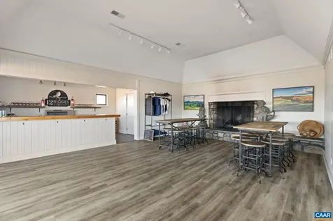 24981 Blue Ridge Parkway Vesuvius VA 24483