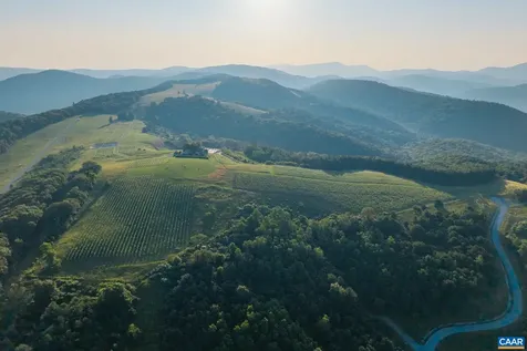 24981 Blue Ridge Parkway Vesuvius VA 24483