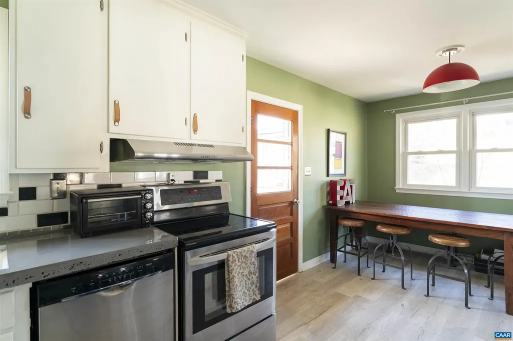 2725 Mcelroy Drive Charlottesville VA 22901