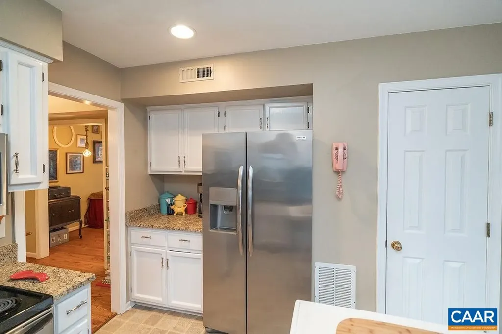 1835 Steeplechase Run Charlottesville VA 22911