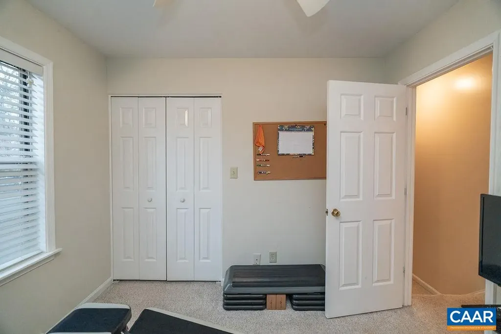 1835 Steeplechase Run Charlottesville VA 22911