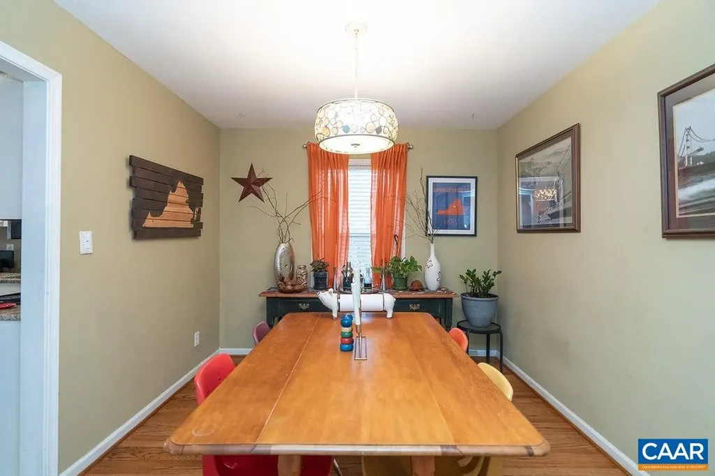 1835 Steeplechase Run Charlottesville VA 22911