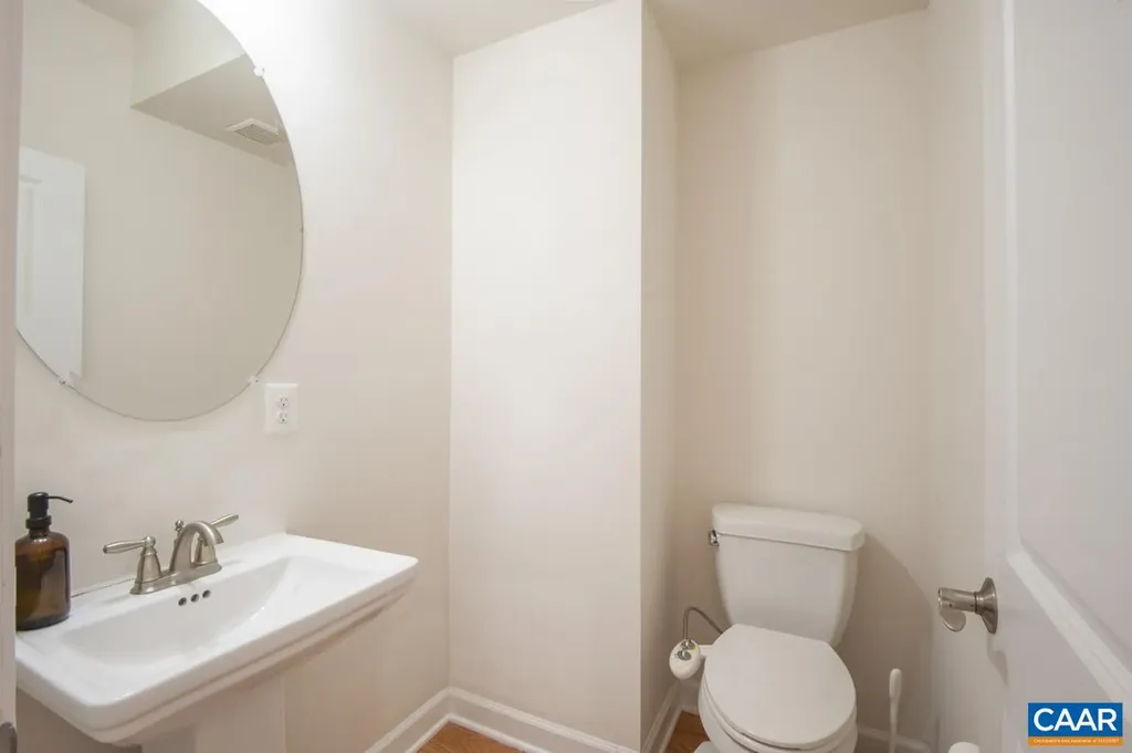 2438 Winthrop Drive Charlottesville VA 22911