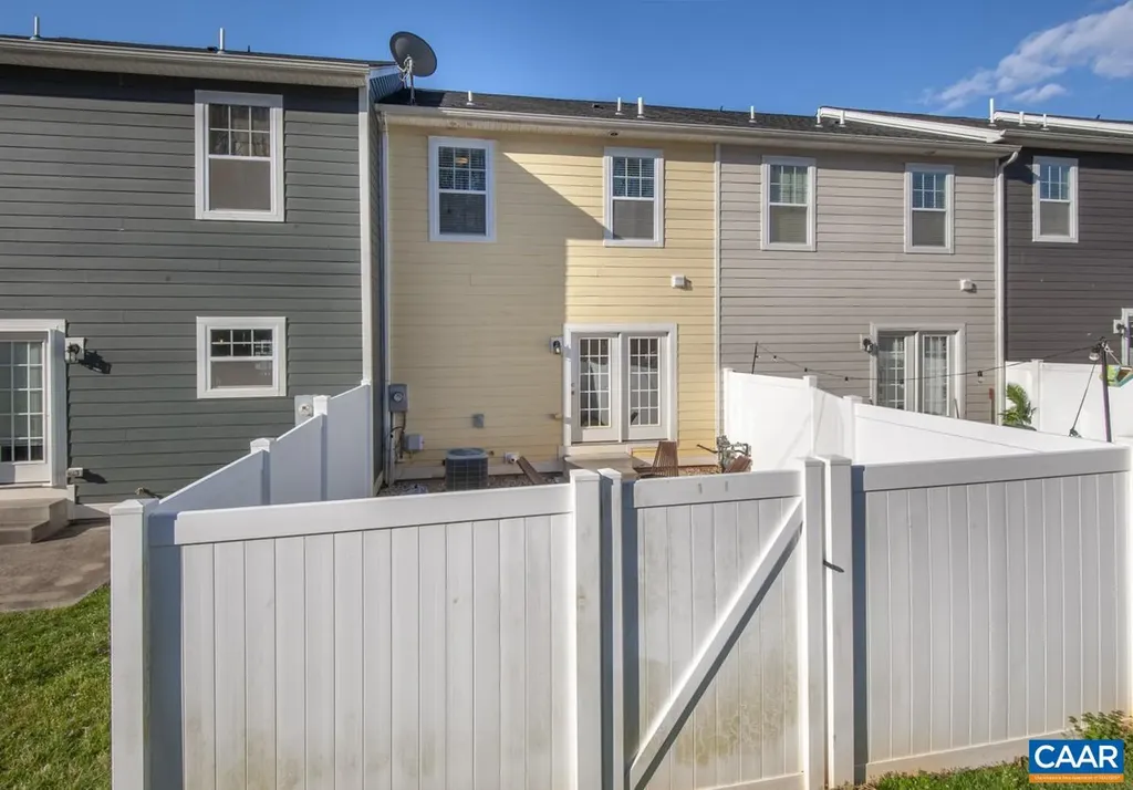 2438 Winthrop Drive Charlottesville VA 22911