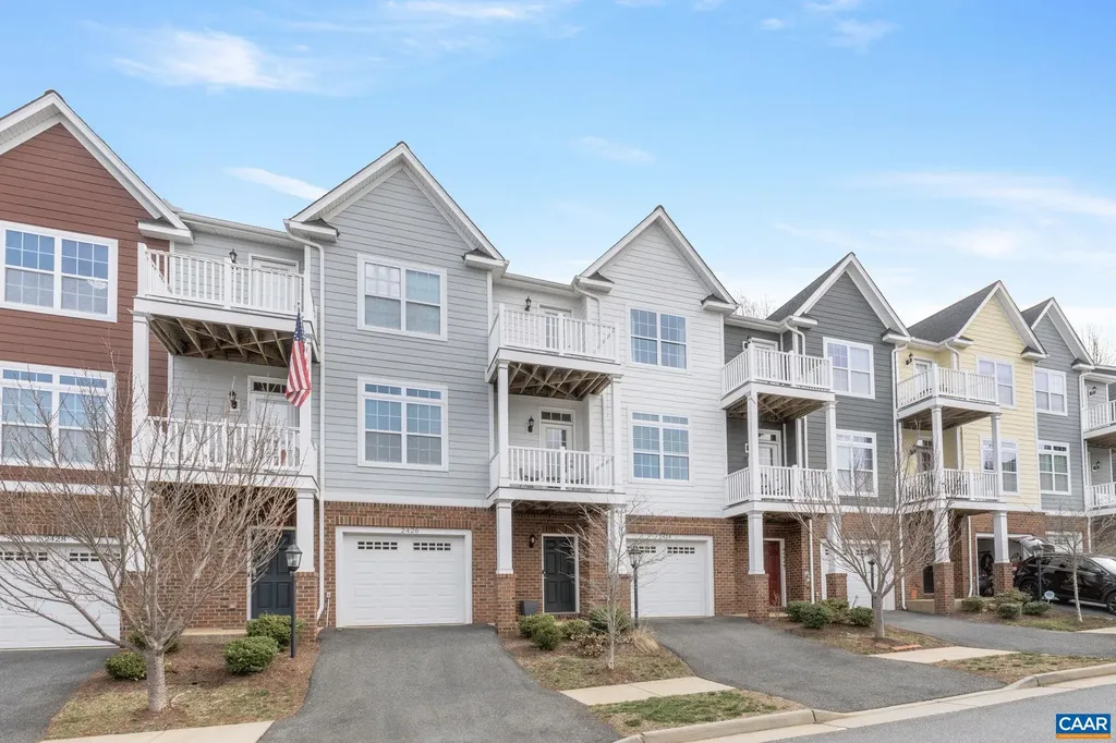 2424 Winthrop Drive Charlottesville VA 22911