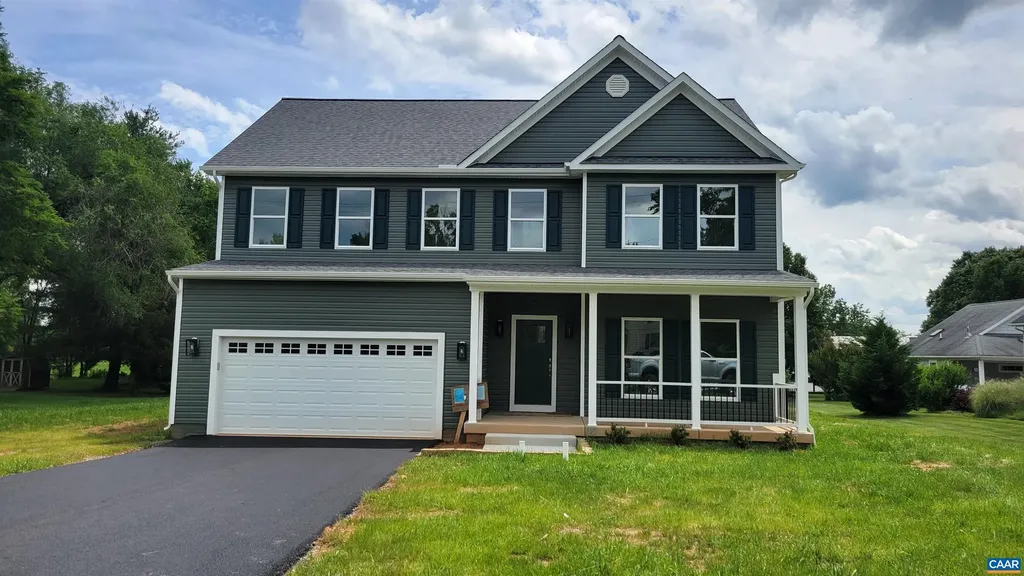 124 West Street Louisa VA 23093