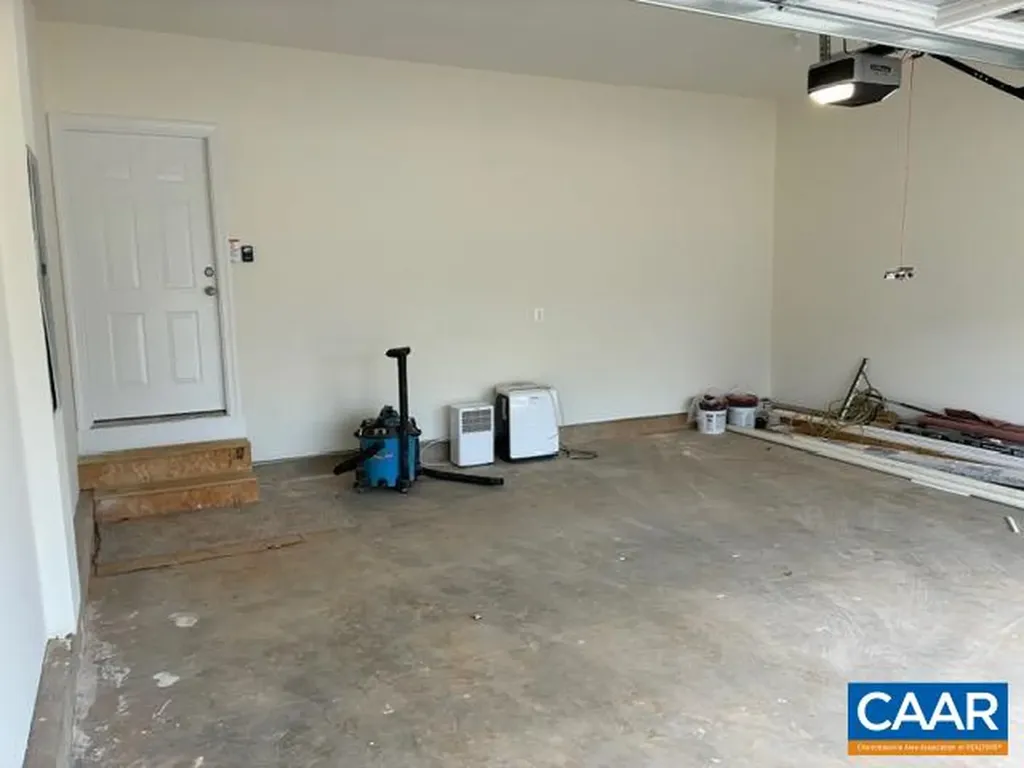 124 West Street Louisa VA 23093