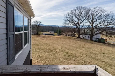 320 Cavalier Road Rileyville VA 22650