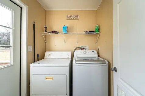 320 Cavalier Road Rileyville VA 22650