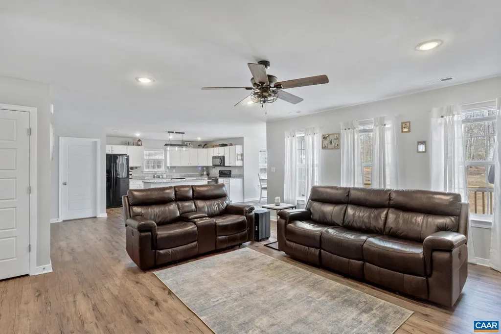 1075 Pine Crest Drive Troy VA 22974