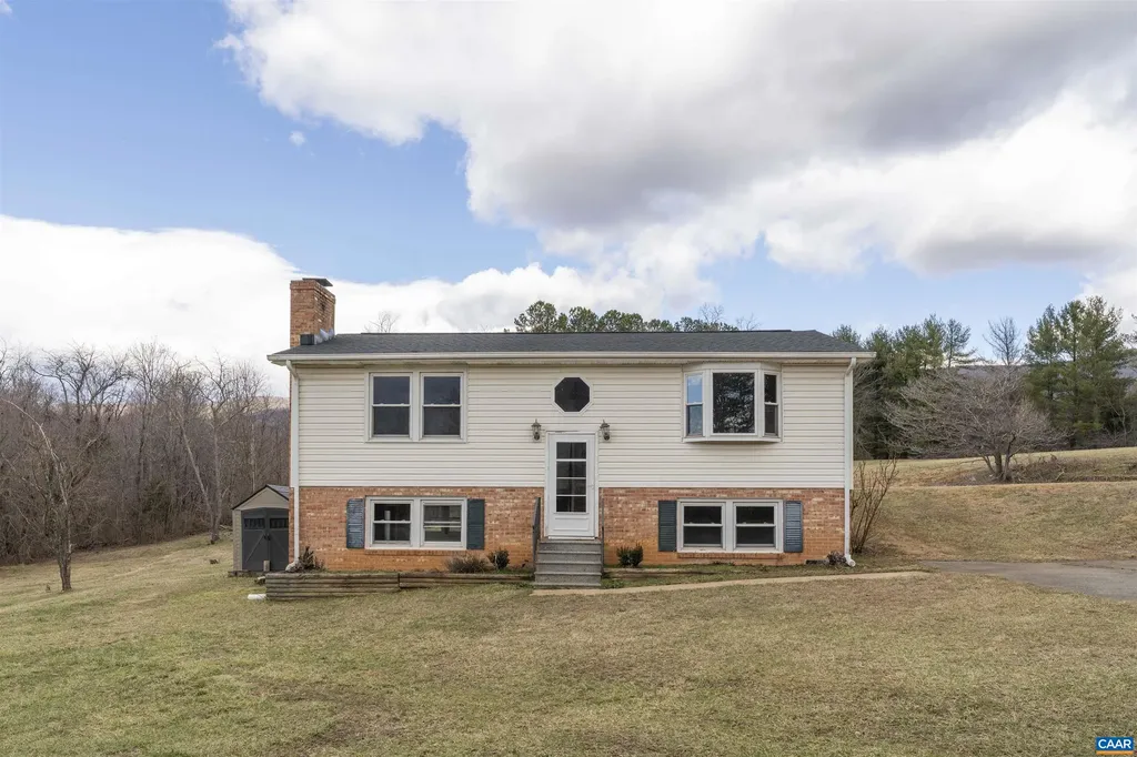 248 Newtown Road Greenwood VA 22943