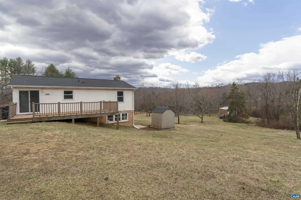 248 Newtown Road Greenwood VA 22943