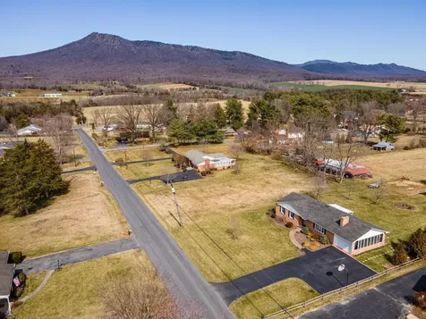 677 Power Dam Road Mcgaheysville VA 22840