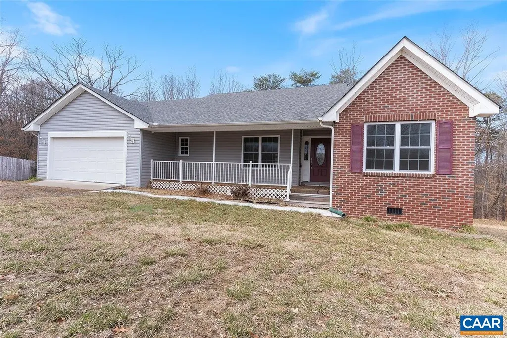 6689 Courthouse Road Louisa VA 23093