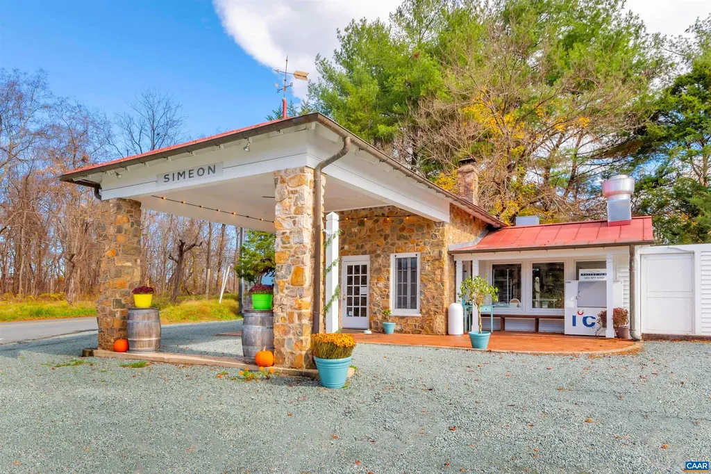 191 Horse Path Lane Charlottesville VA 22902