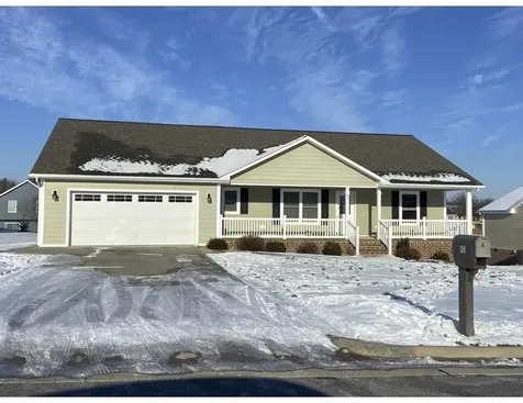 451 Coyote Run Broadway VA 22815