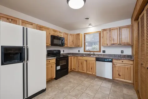 312 Round Hill Drive Stuarts Draft VA 24477