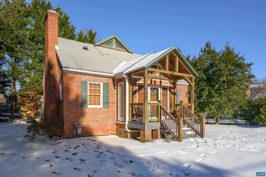 909 Sycamore Street Charlottesville VA 22902