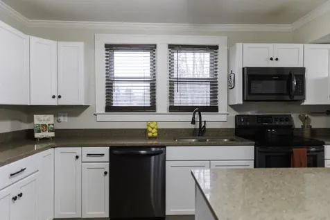 555 Arnolds Valley Road Natural Bridge Station VA 24579