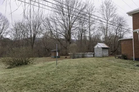 555 Arnolds Valley Road Natural Bridge Station VA 24579
