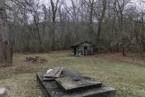 555 Arnolds Valley Road Natural Bridge Station VA 24579