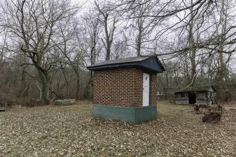 555 Arnolds Valley Road Natural Bridge Station VA 24579