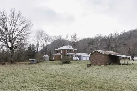 555 Arnolds Valley Road Natural Bridge Station VA 24579