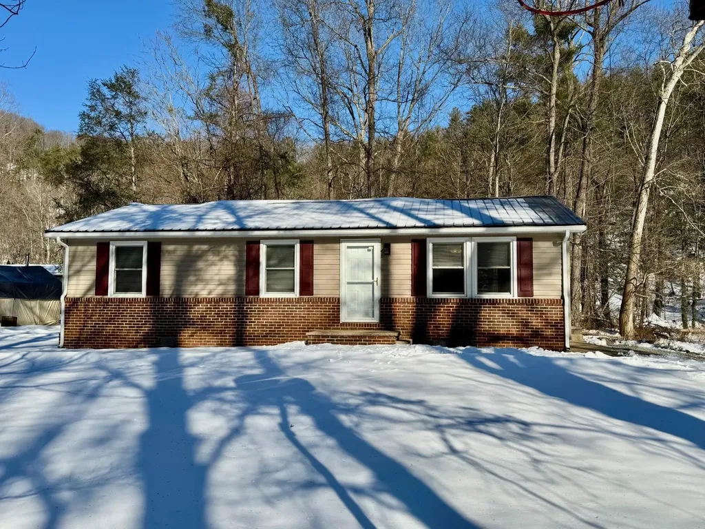 8466 Briery Branch Road Dayton VA 22821