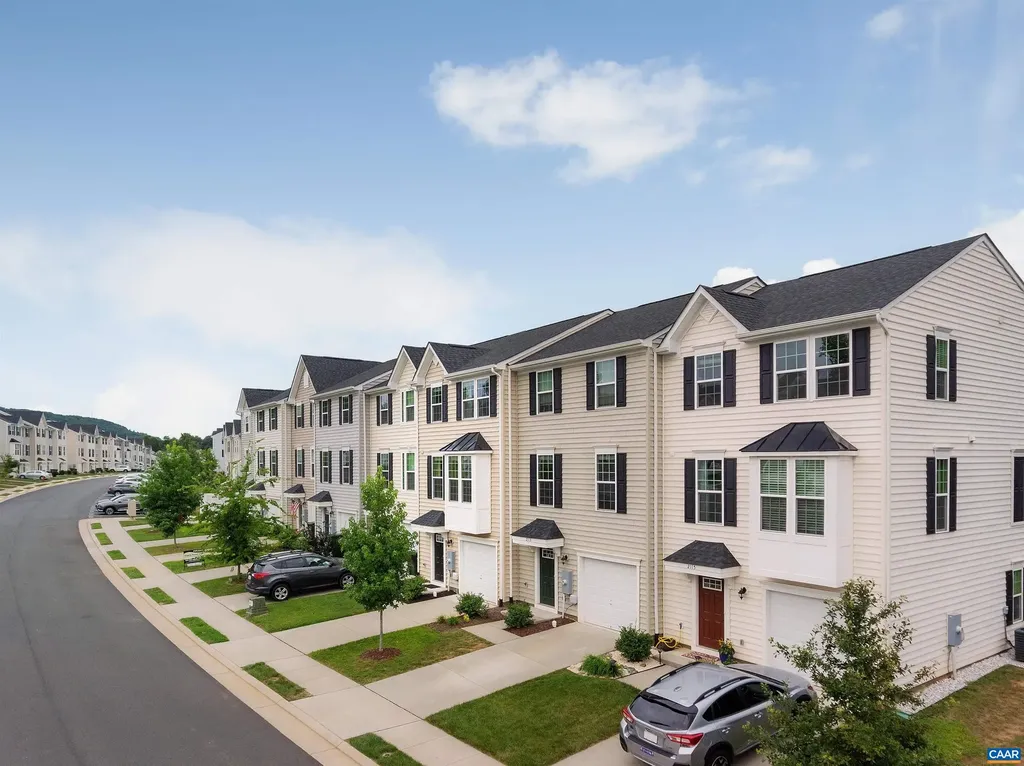 2111 Elm Tree Court Charlottesville VA 22911