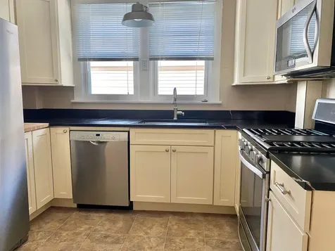 114 Broad Street Bridgewater VA 22812