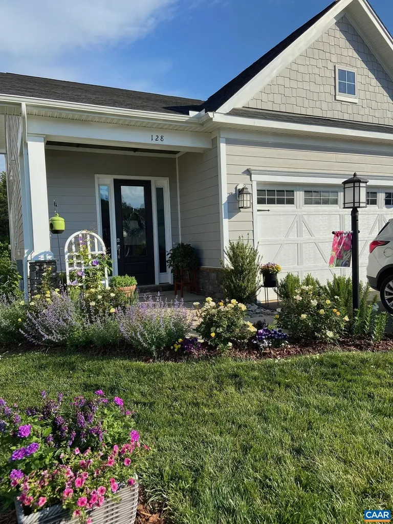 128 Bayberry Lane Zion Crossroads VA 22942