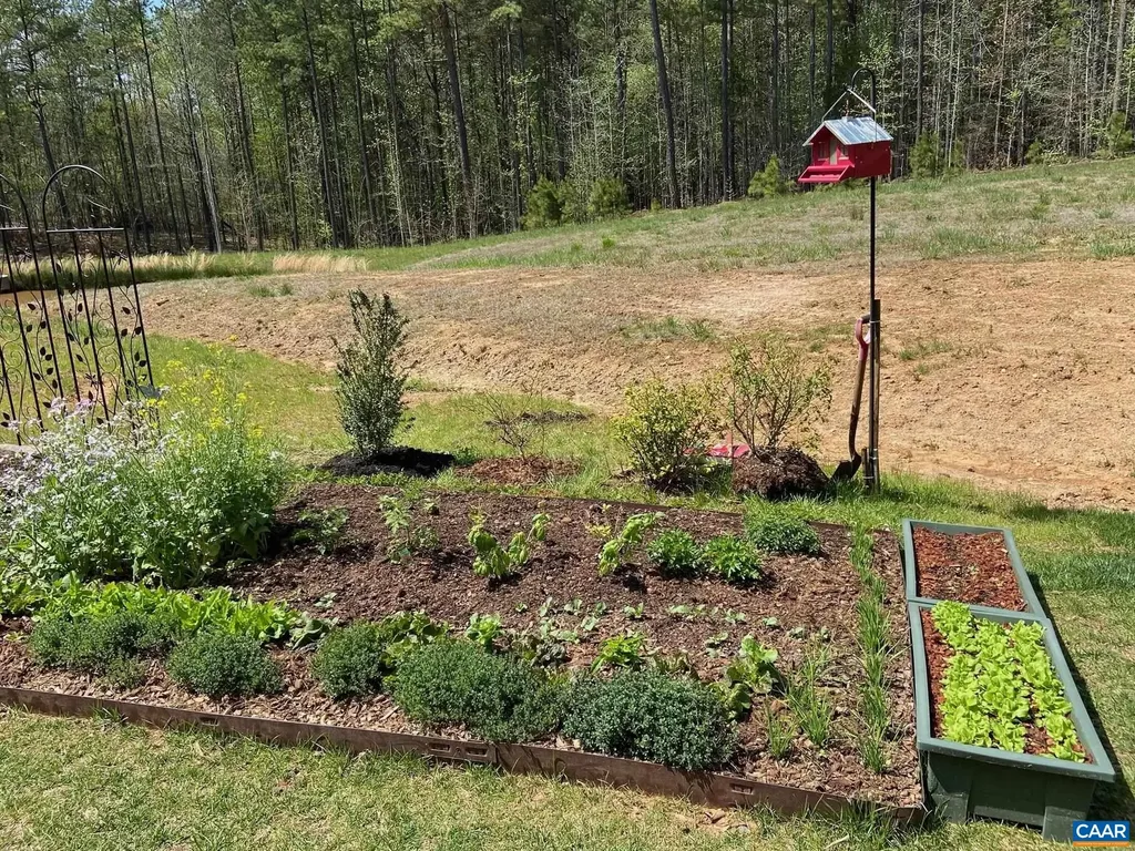 128 Bayberry Lane Zion Crossroads VA 22942