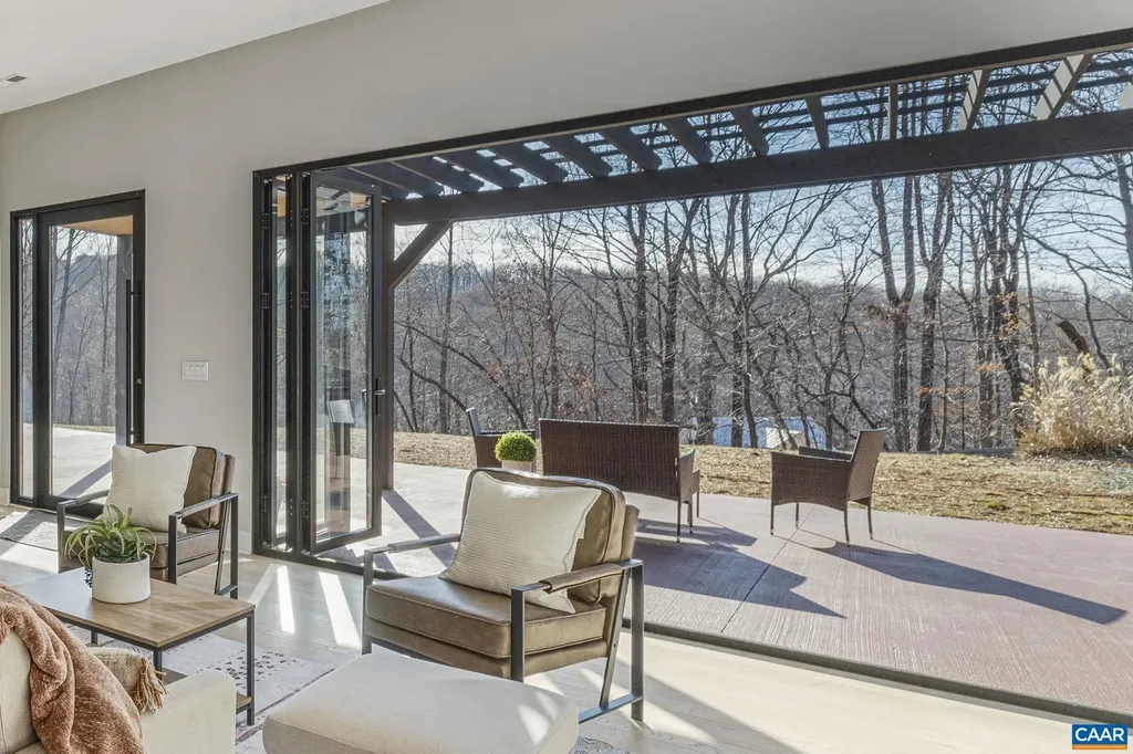 453 Rocky Hollow Road Charlottesville VA 22911