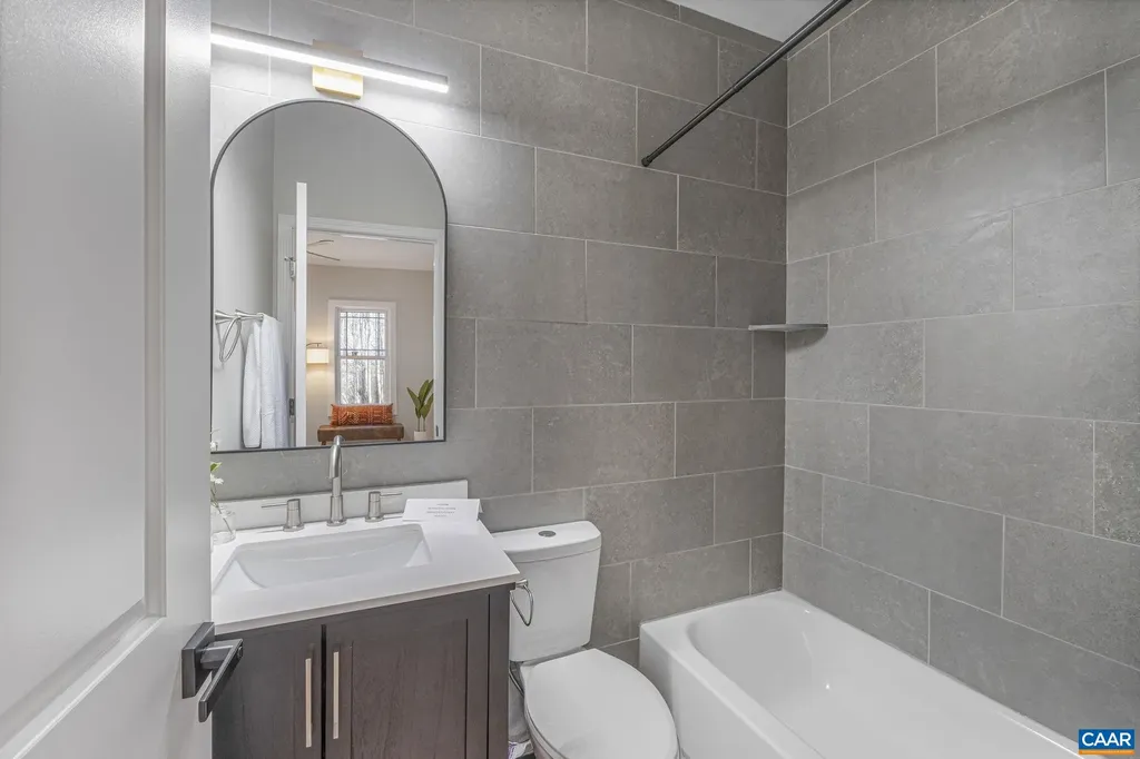 453 Rocky Hollow Road Charlottesville VA 22911