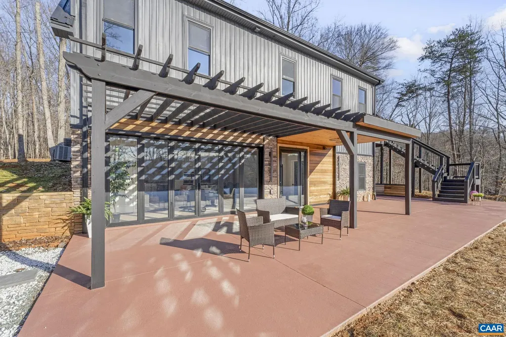 453 Rocky Hollow Road Charlottesville VA 22911