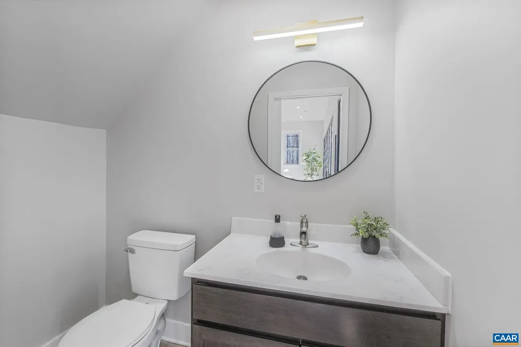 453 Rocky Hollow Road Charlottesville VA 22911