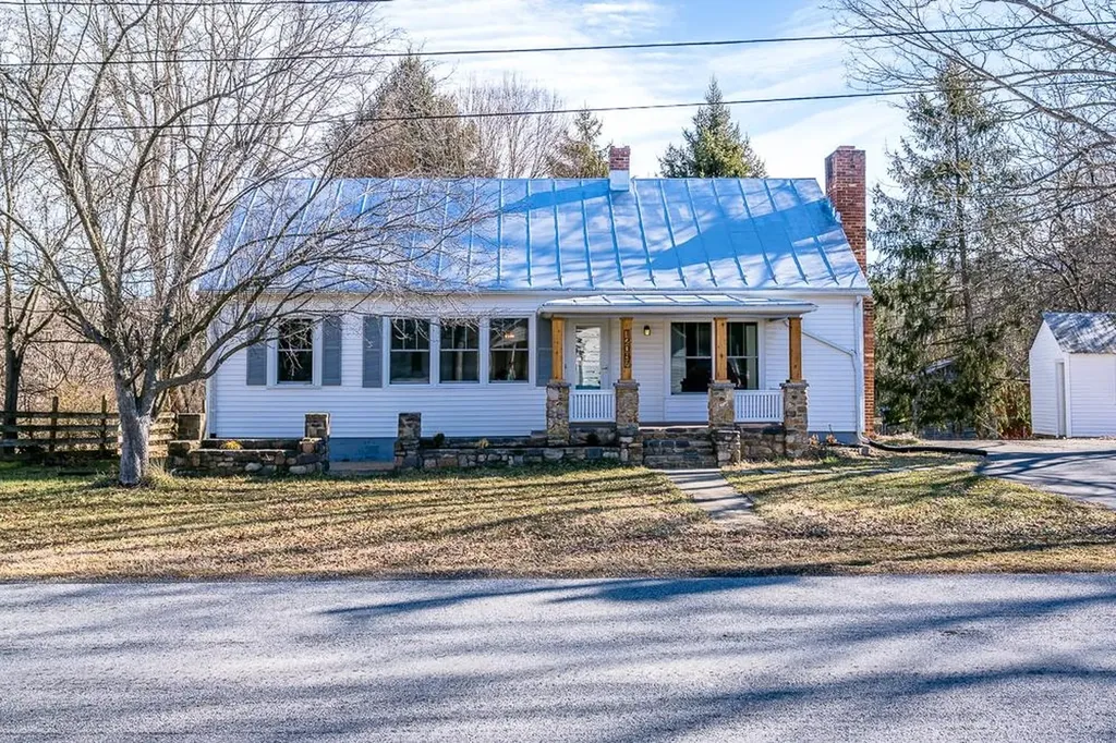 12057 Port Republic Road Grottoes VA 24441