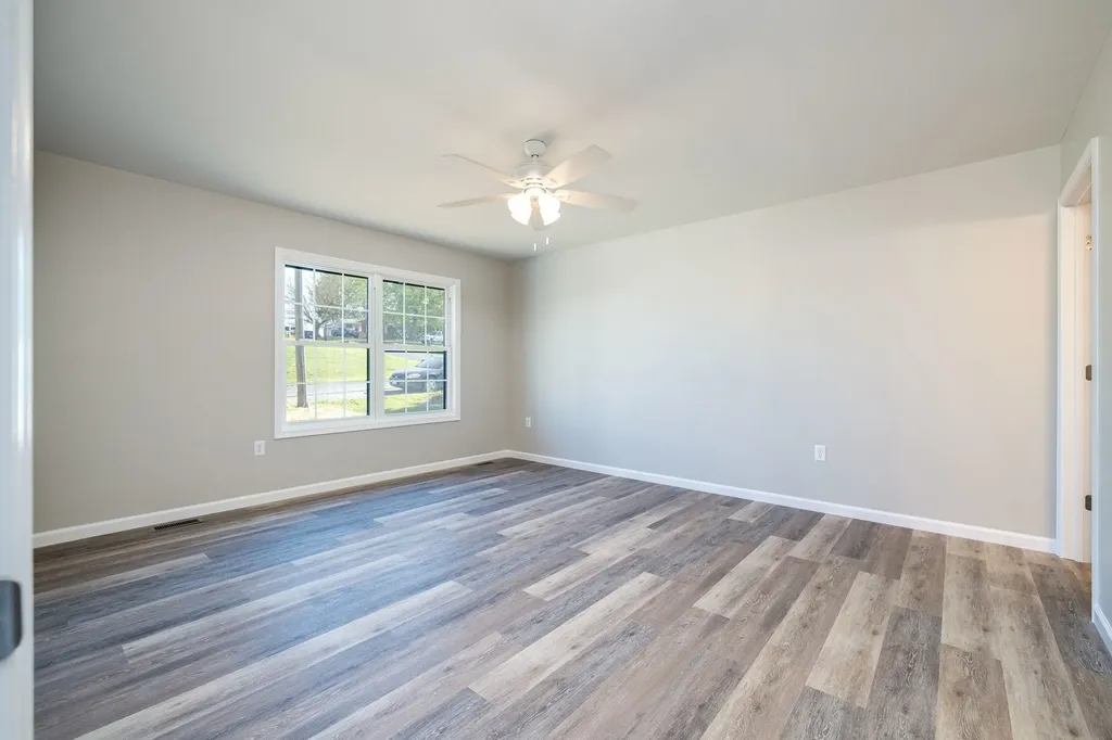 16854 Summit Avenue E Elkton VA 22827