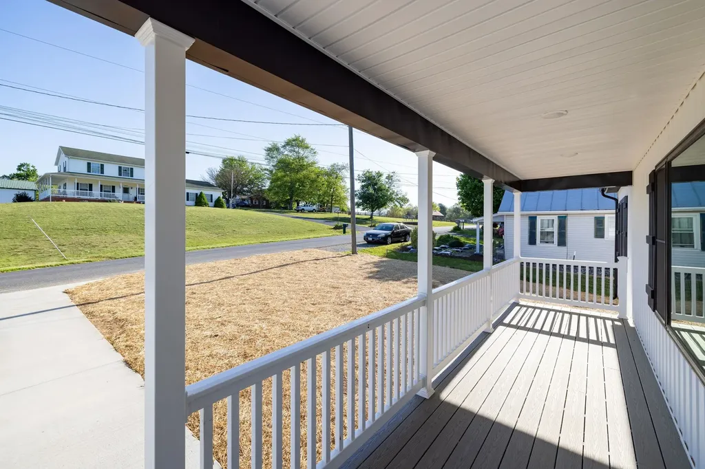 16854 Summit Avenue E Elkton VA 22827