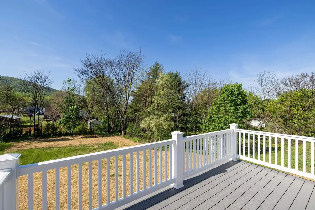 16854 Summit Avenue E Elkton VA 22827