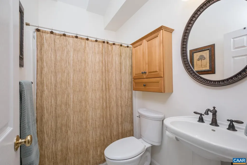 6 James River Road Palmyra VA 22963