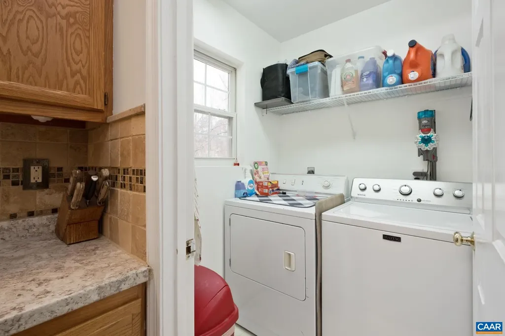 6 James River Road Palmyra VA 22963