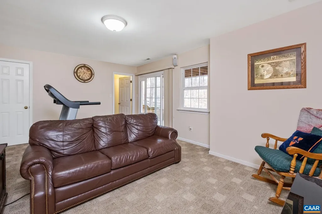 6 James River Road Palmyra VA 22963